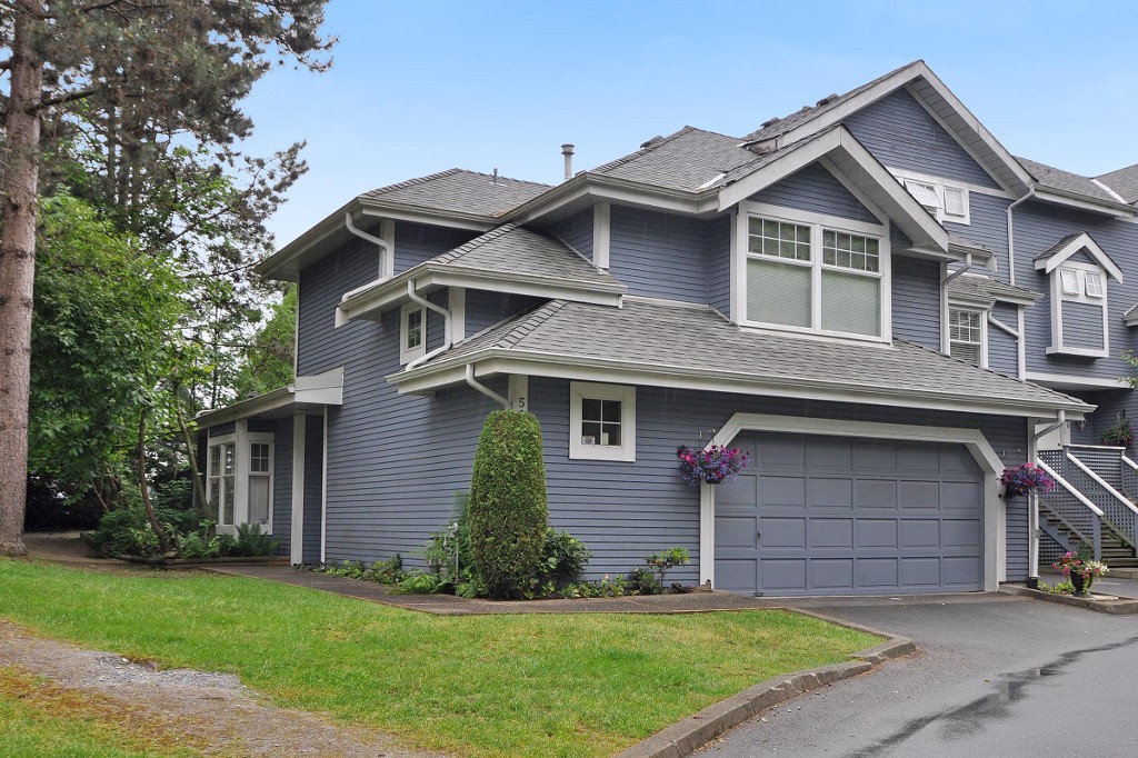 1140 Falcon Drive, Coquitlam, BC V3E 2K1 - 4