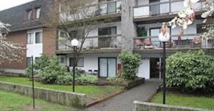 33870 Fern Street, Abbotsford, BC V2S 6C3