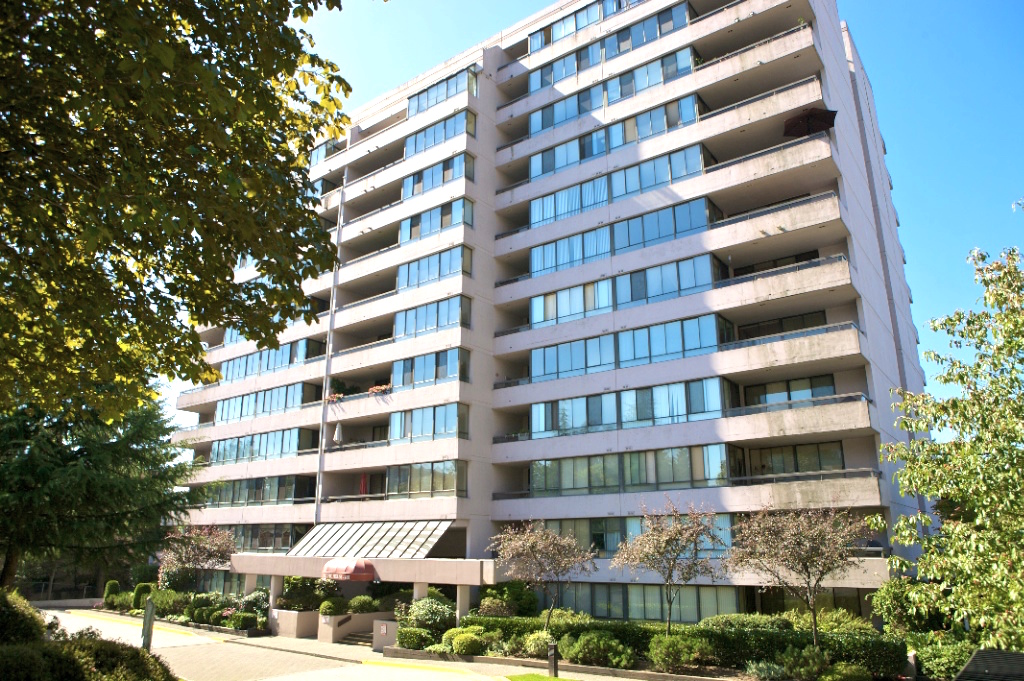 460 Westview Street, Coquitlam, BC V3K 6C9 - 2