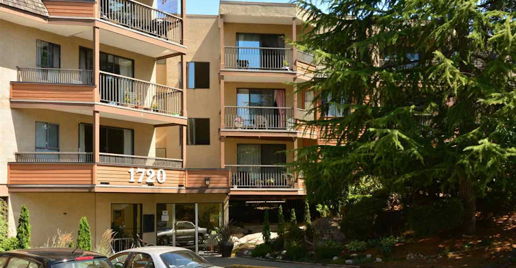 1720 Southmere Crescent, Surrey, BC V4A 6E3