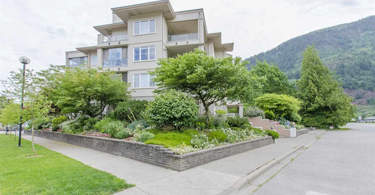 410 Esplanade Avenue, Harrison Hot Springs, BC V0M 1K0