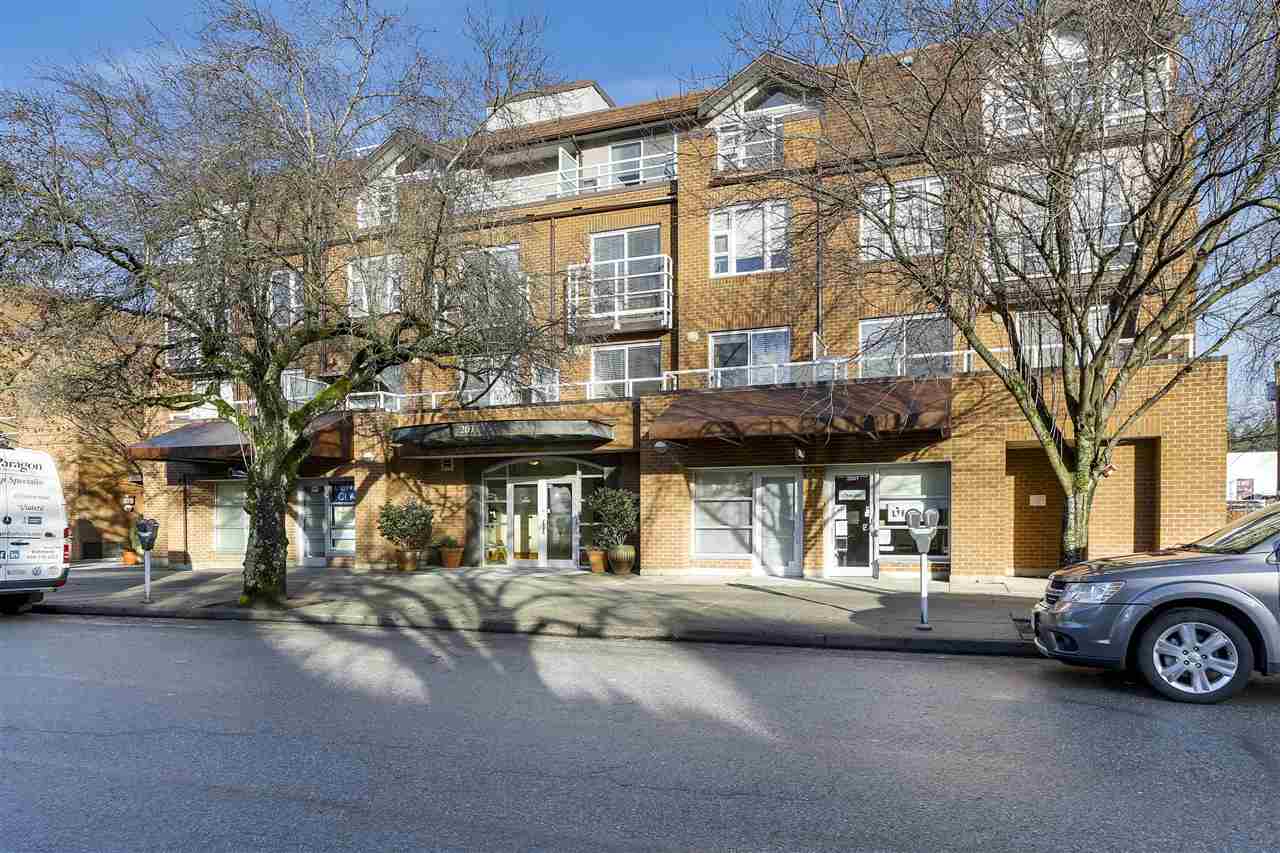 2071 42nd Avenue West, Vancouver, BC V6M 2B4