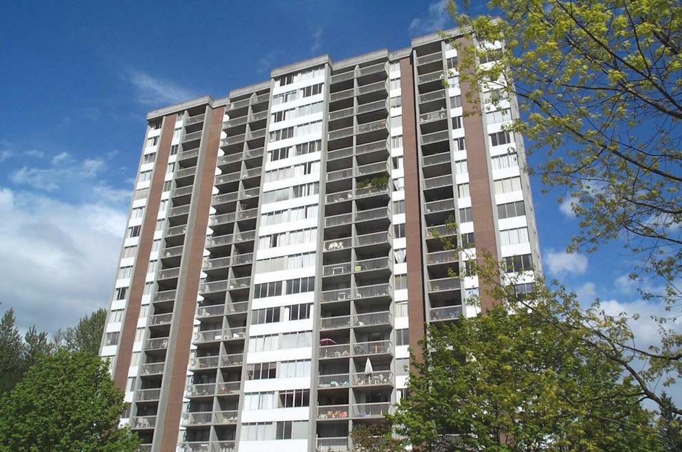 Woodcroft, 2008 Fullerton Avenue North Vancouver, BC REW