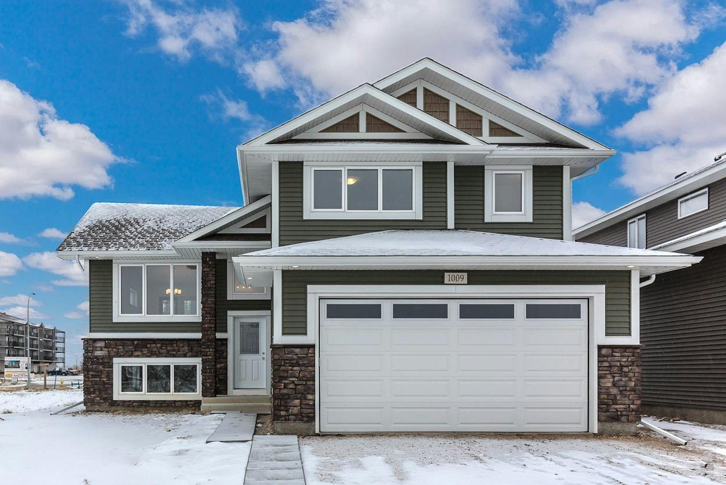 Lake Vista by North Ridge Saskatoon, Martensville SK REW