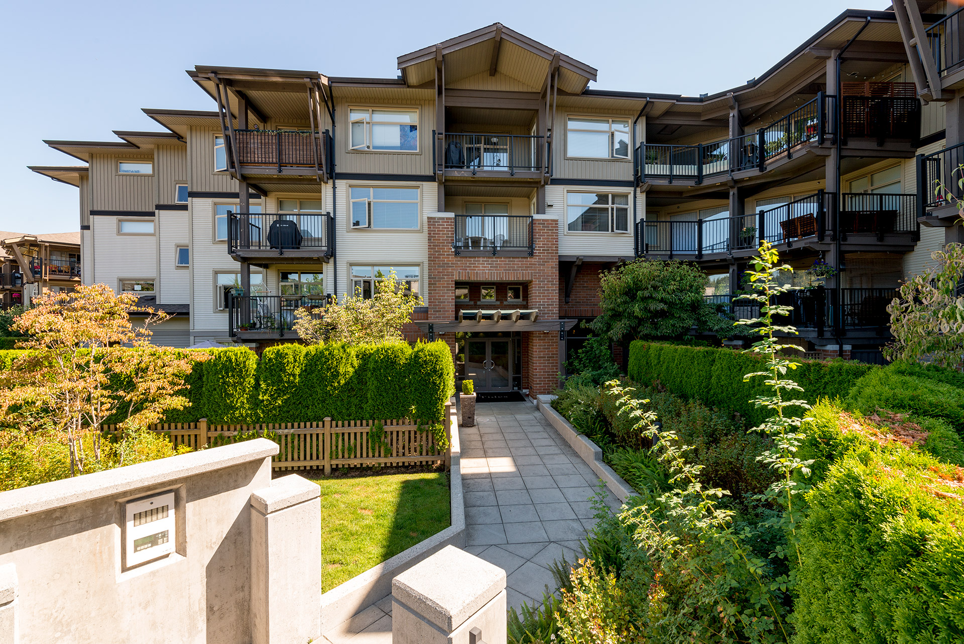 400 Klahanie Drive, Port Moody, BC V3H 5K9 - 2