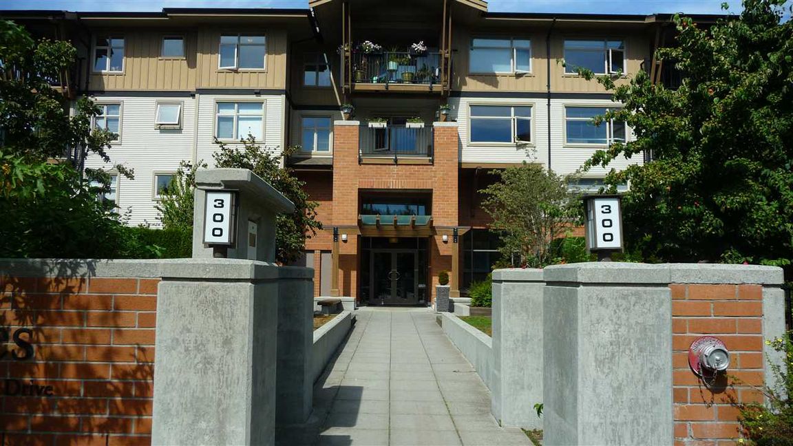 300 Klahanie Drive, Port Moody, BC V3H 5K8
