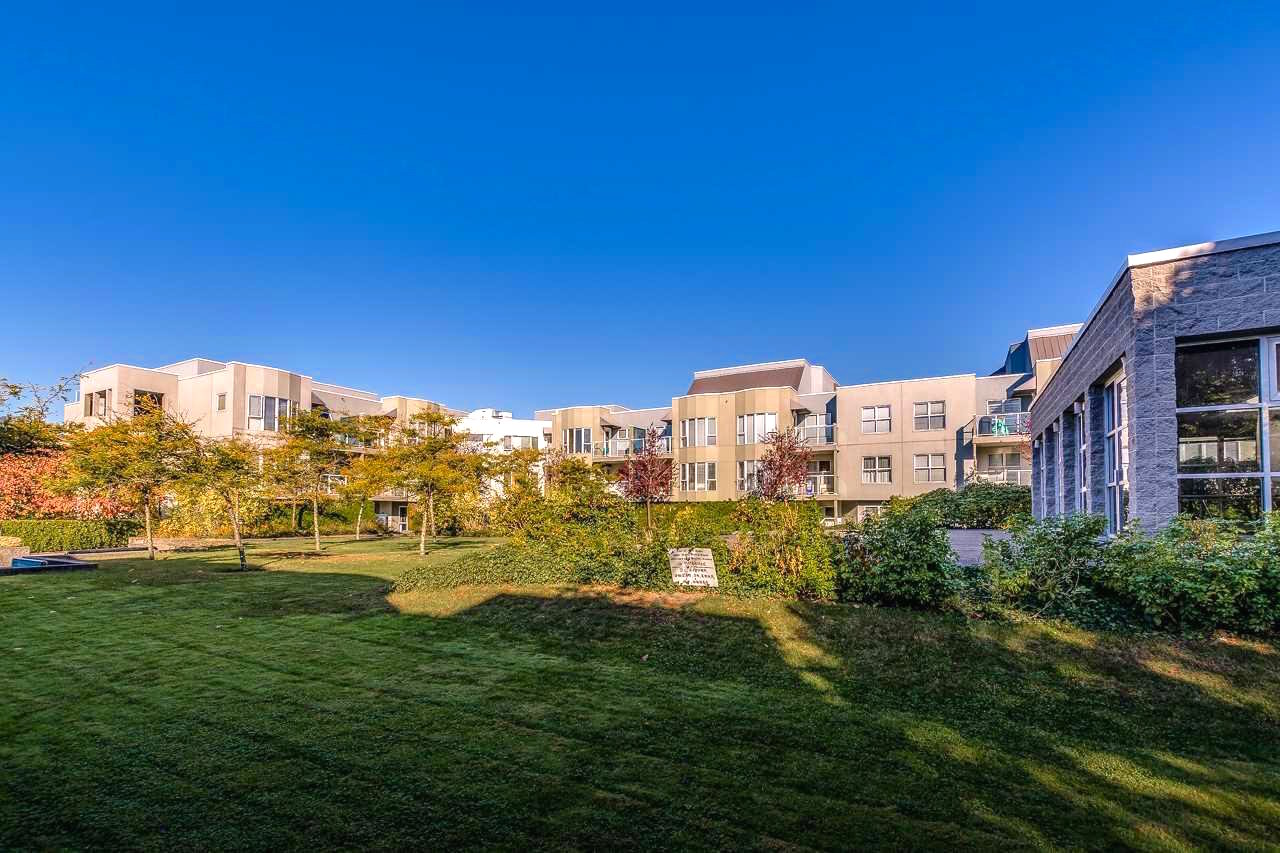 7700 St. Albans Road, Richmond, BC V6Y 3Y4 - 3