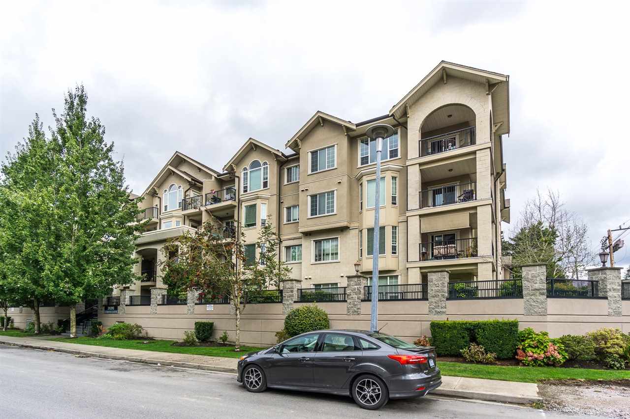 20281 53a Avenue, Langley, BC V3A 3V6