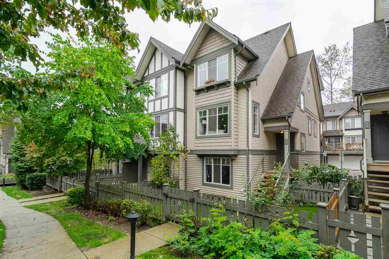 20038 70 Avenue, Langley, BC V2Y 0B4