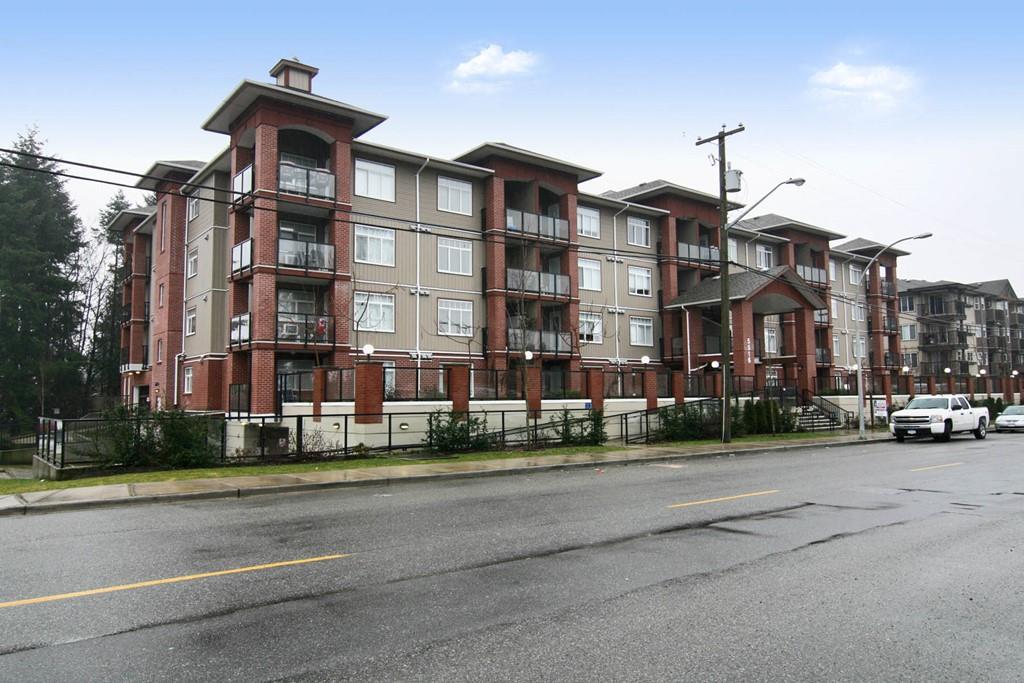 5516 198 Street, Langley, BC V3A 0A6
