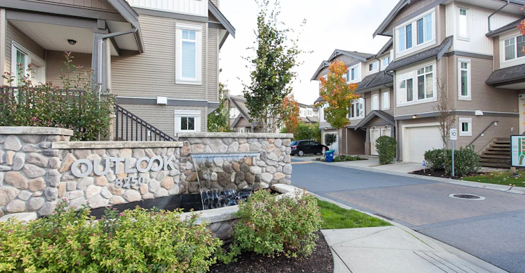 8250 209B Street, Langley, BC V2Y 0J7