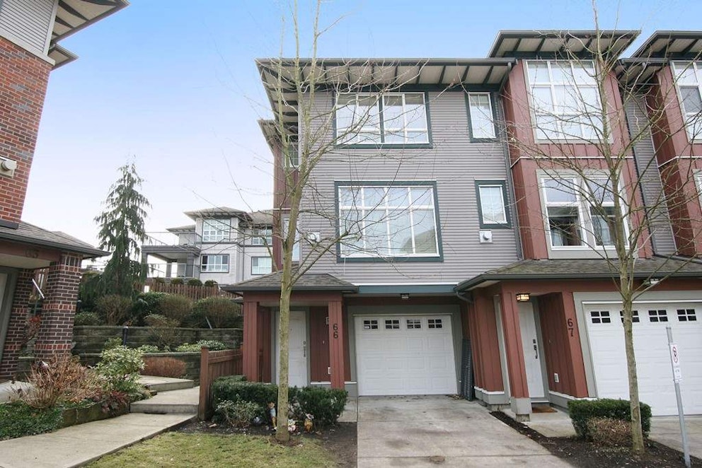 Compass 3, 18777 68A Avenue Surrey, BC REW