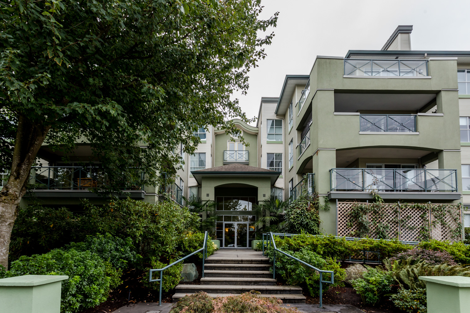 20110 Michaud Crescent, Langley, BC V3A 4B1