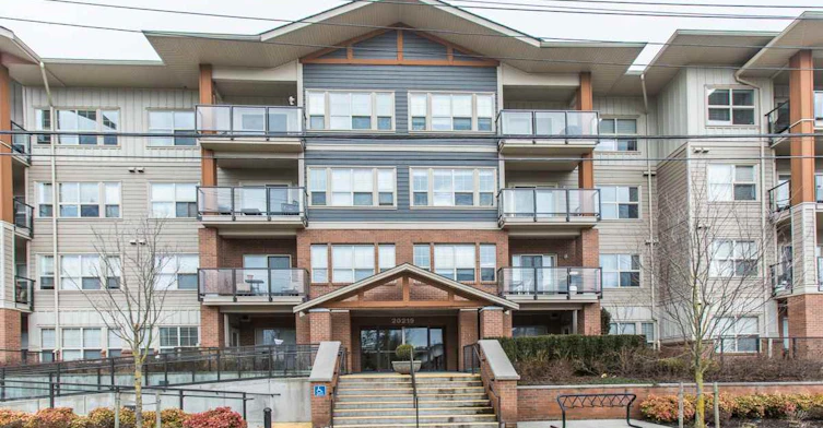 20219 54a Avenue, Langley, BC V3A 0C7