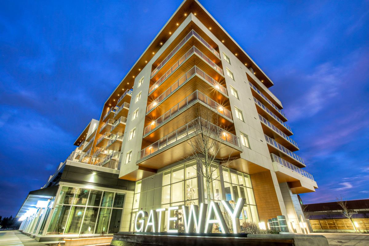 762 85 Street Southwest, Calgary, AB - 2