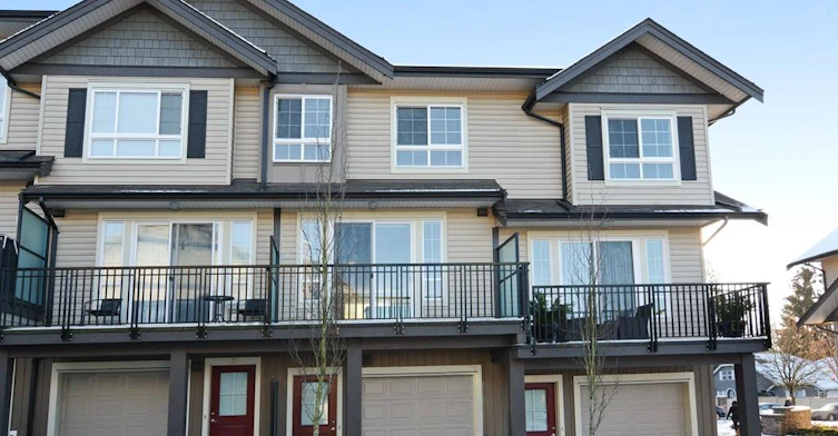 21867 50 Avenue, Langley, BC V3A 3T2