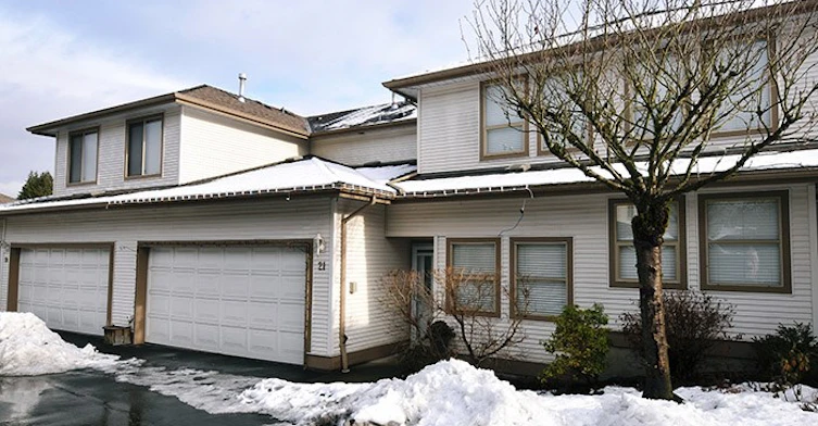 22280 124 Avenue, Maple Ridge, BC V2X 4J5