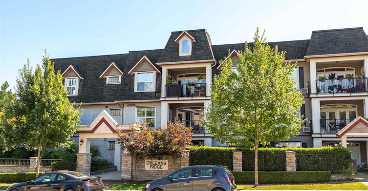 976 Adair Avenue, Coquitlam, BC V3K 3V2