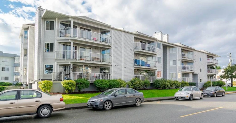 22222 119 Avenue, Maple Ridge, BC V2X 2Y9