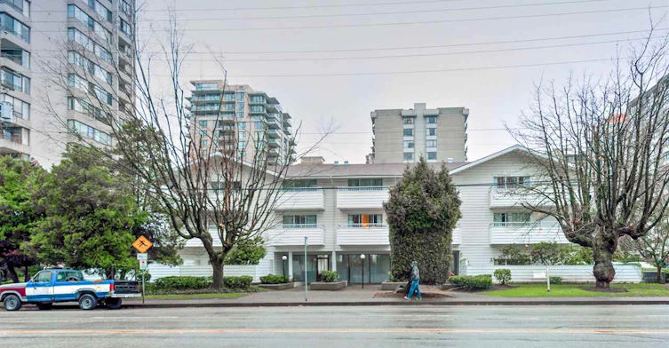 707 Eighth Street, New Westminster, BC V3M 3S6