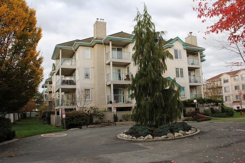 20453 53 Avenue, Langley, BC V3A 7A6