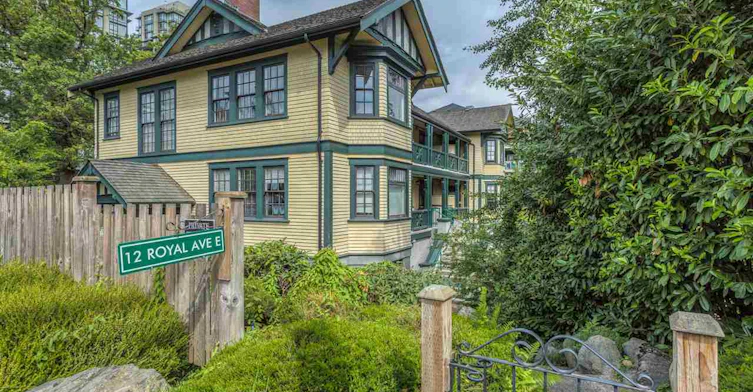 12 Royal Avenue East, New Westminster, BC V3L 0B7