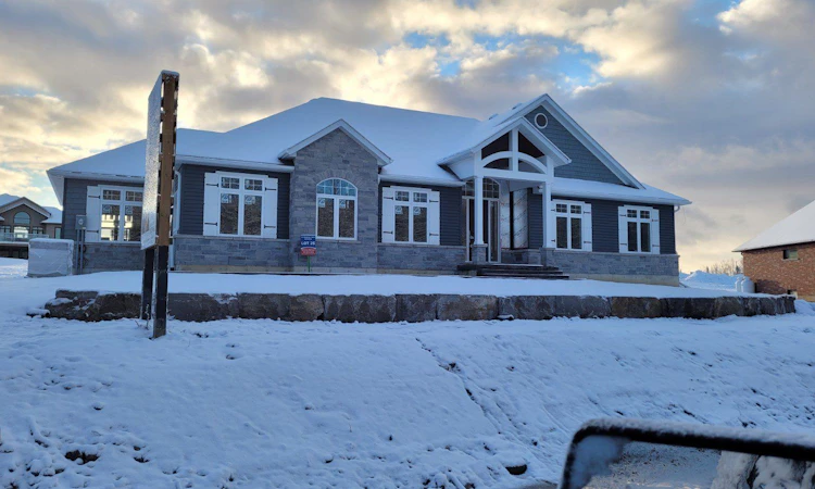 Nipigon Street