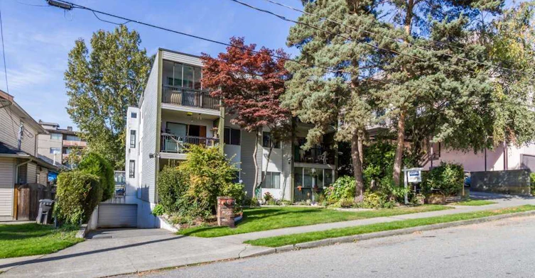 1015 St. Andrews Street, New Westminster, BC V3M 1W4