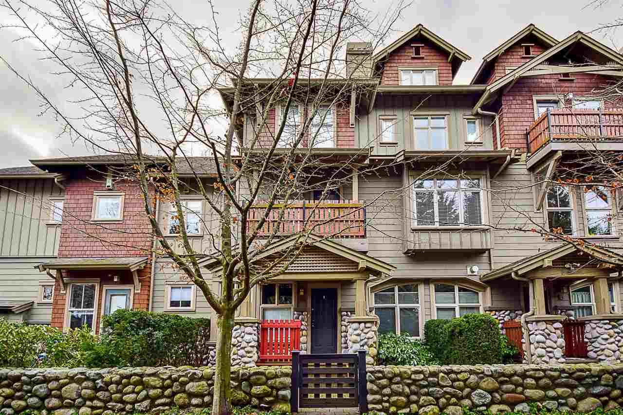 15 Sixth Avenue, New Westminster, BC V3L 1T1
