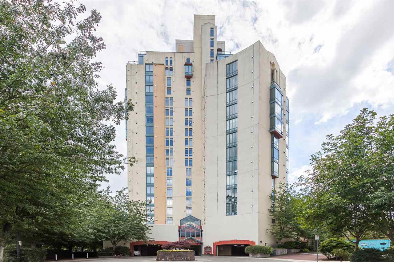 8 Laguna Court, New Westminster, BC V3M 6M6