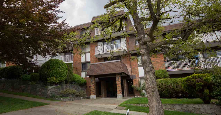 331 Knox Street, New Westminster, BC V3L 3N4 - 3