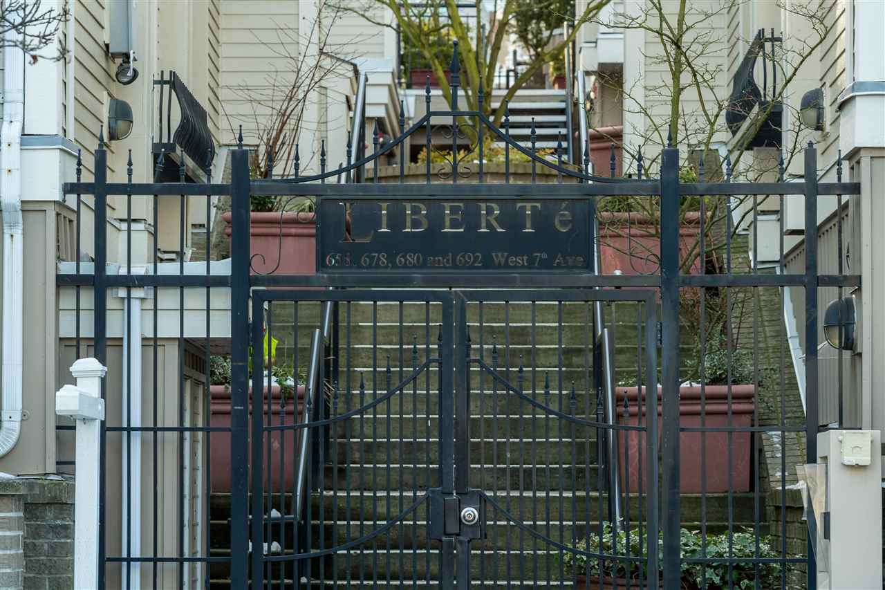 678 7th Avenue West, Vancouver, BC V5Z 1B5 - 2
