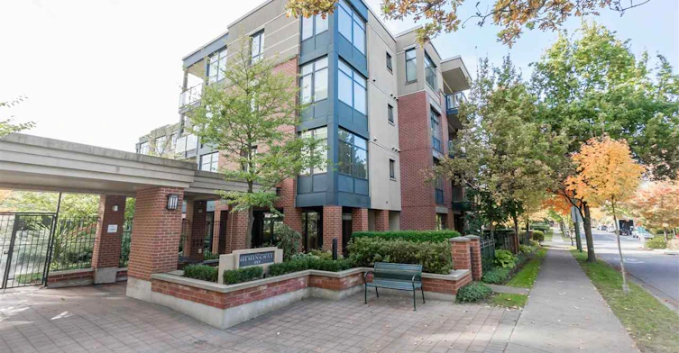 588 45th Avenue West, Vancouver, BC V5Z 4S3