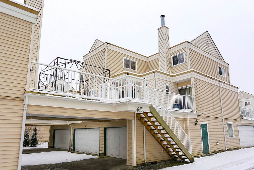 10091 156 Street, Surrey, BC V3R 0C1
