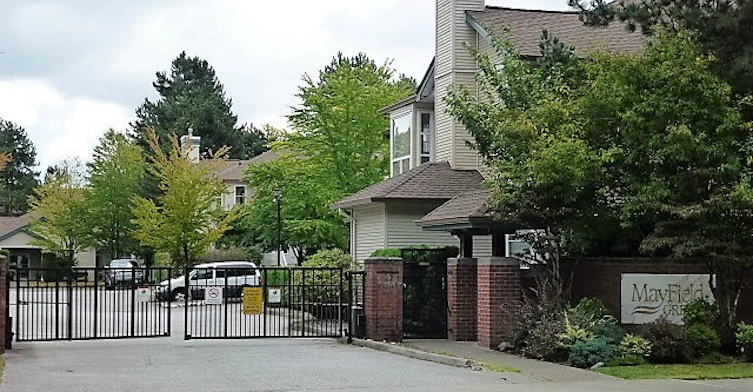 10038 150 Street, Surrey, BC V3R 0M8