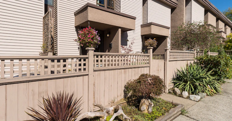 13817 102 Avenue, Surrey, BC V3T 1N9 - 3