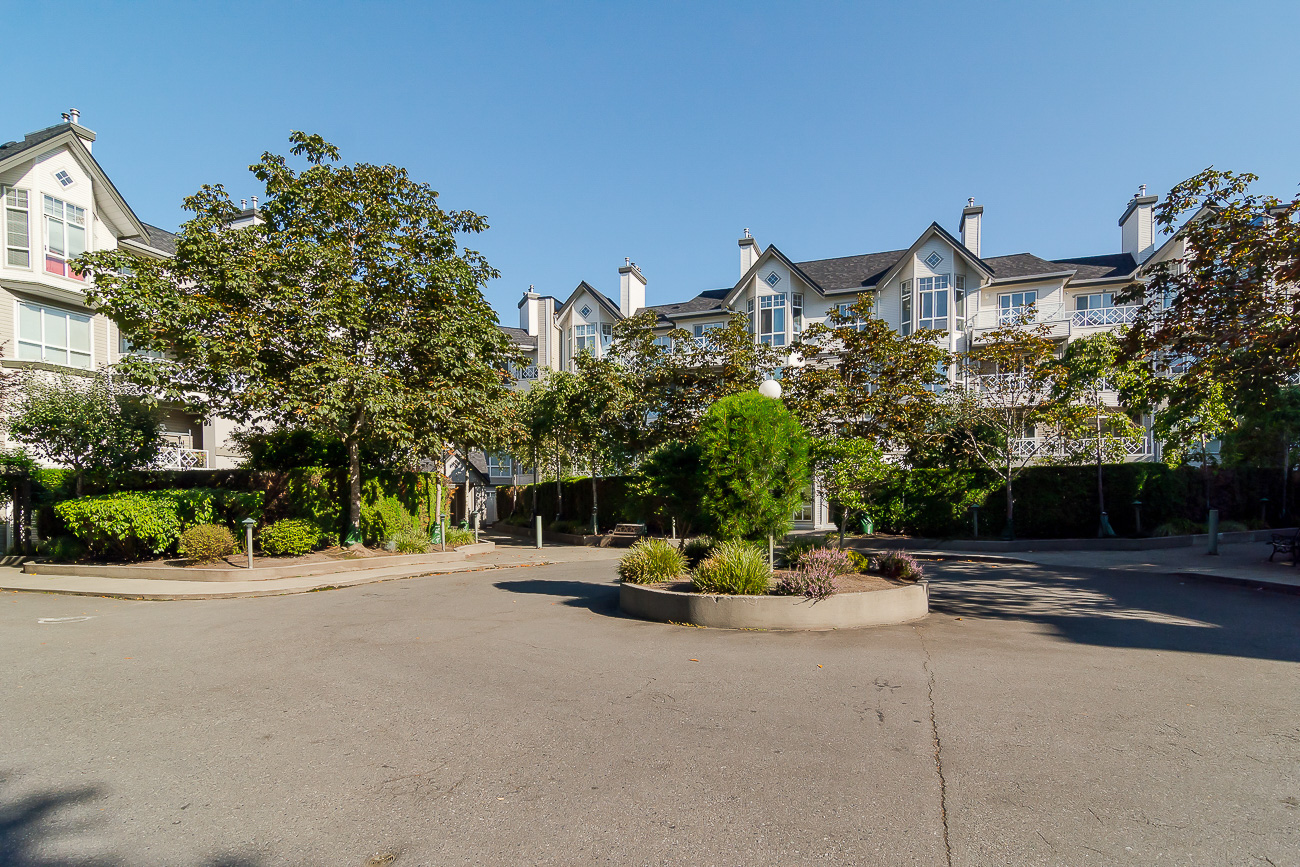 9979 140 Street, Surrey, BC V3T 5W2 - 5