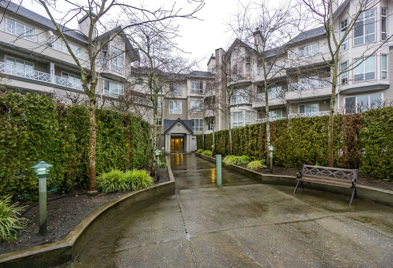 Sherwood Green, 9979 140 Street Surrey, BC REW