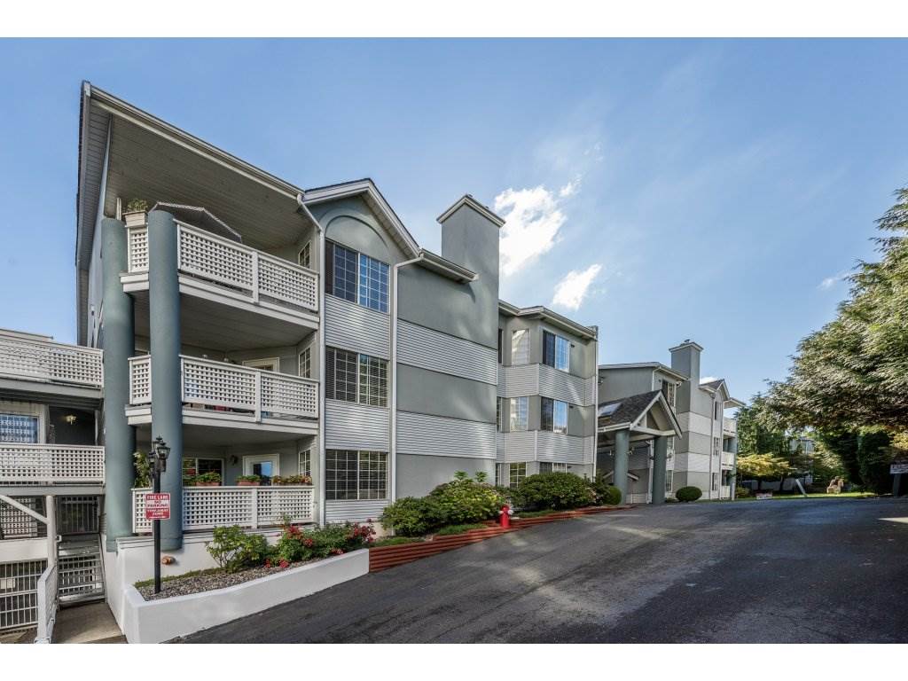 13910 101 Avenue, Surrey, BC V3T 1L6