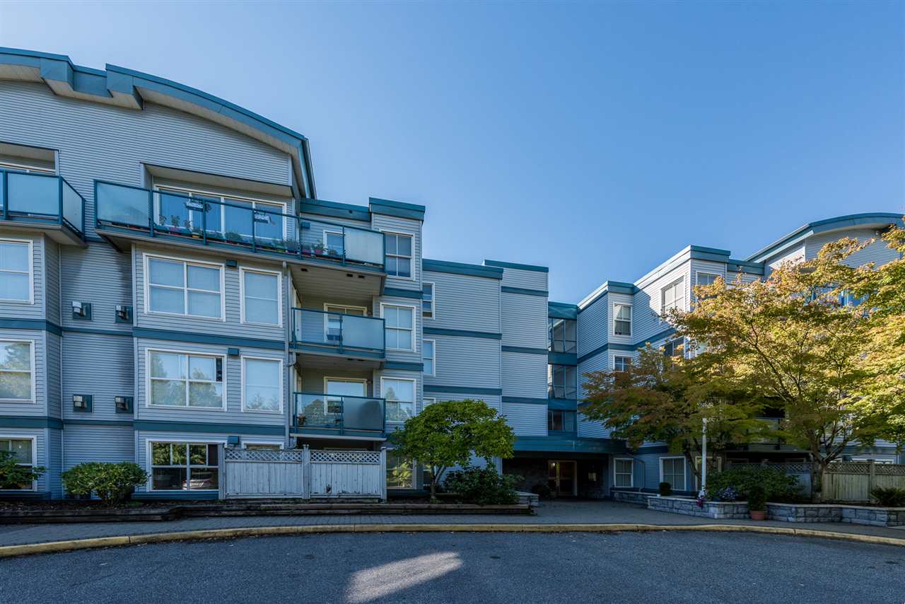 14885 100 Avenue, Surrey, BC V3R 0W1