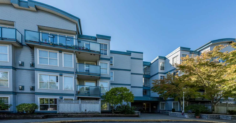14885 100 Avenue, Surrey, BC V3R 0W1