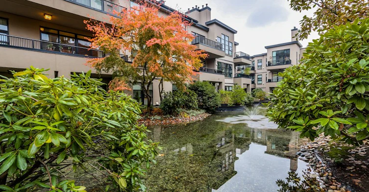 2200 Highbury Street, Vancouver, BC V6R 4N8 - 5