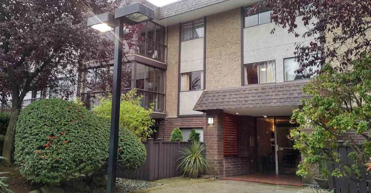 127 4th Street East, North Vancouver, BC V7L 1H7