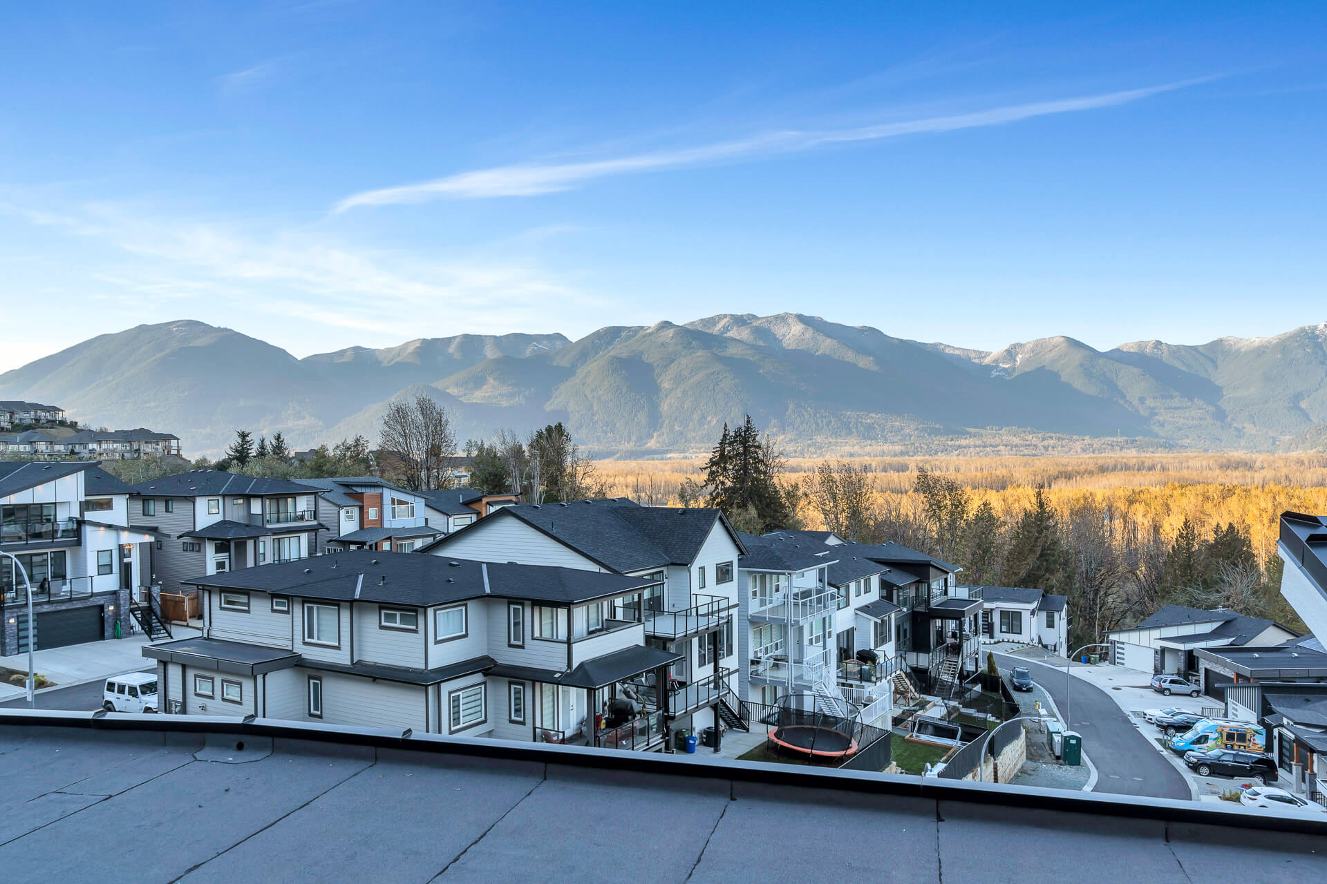 43998 Chilliwack Mountain Road, Chilliwack, BC V2R 4A1 - 2