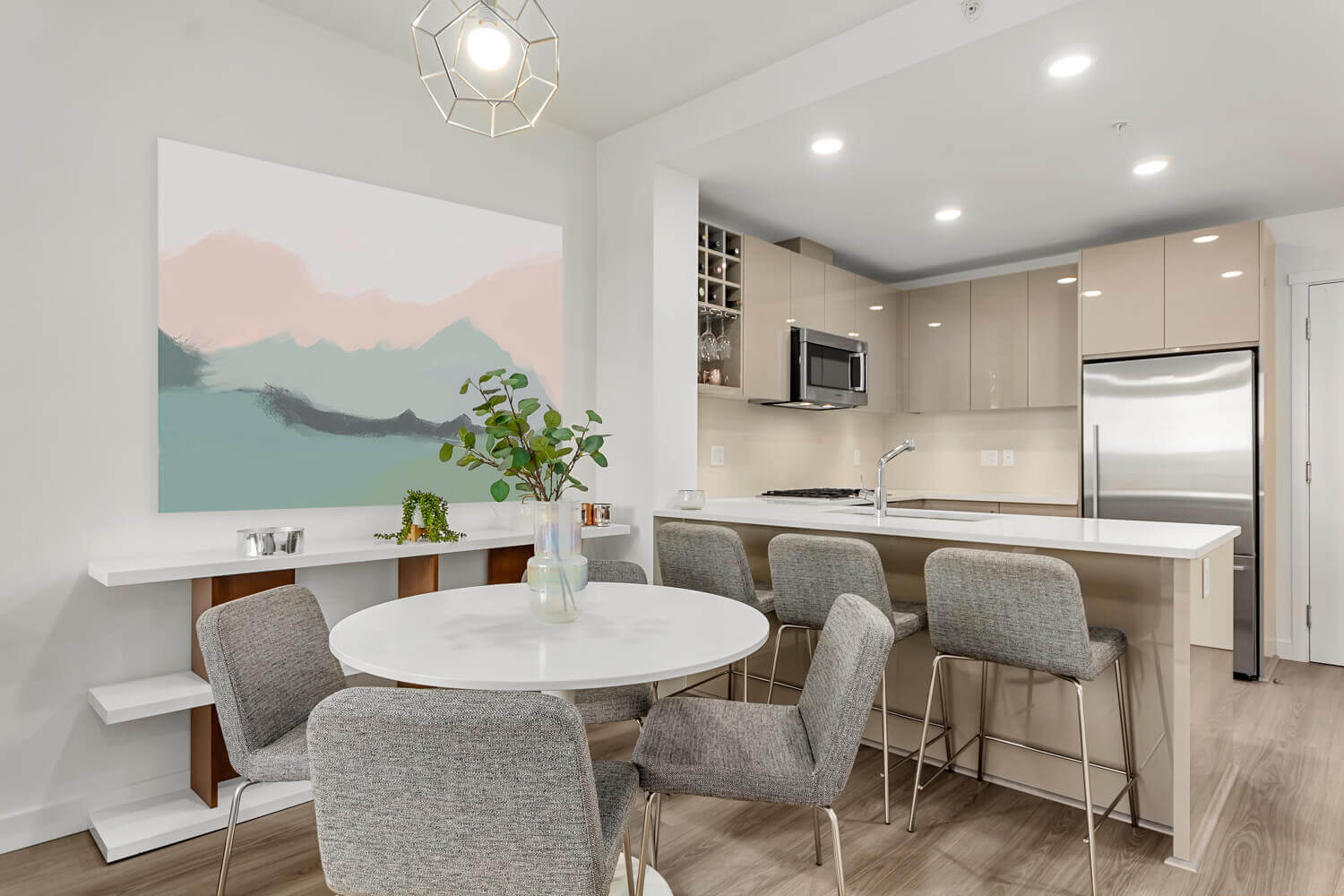 301 10th Street , Calgary, AB T2N 1V8 - 5