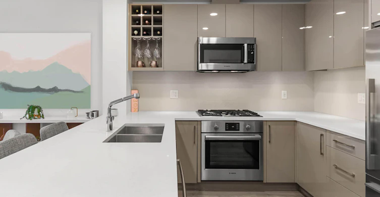 301 10th Street , Calgary, AB T2N 1V8 - 7
