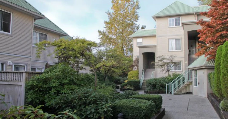 1383 Brunette Avenue, Coquitlam, BC V3K 1G6 - 3