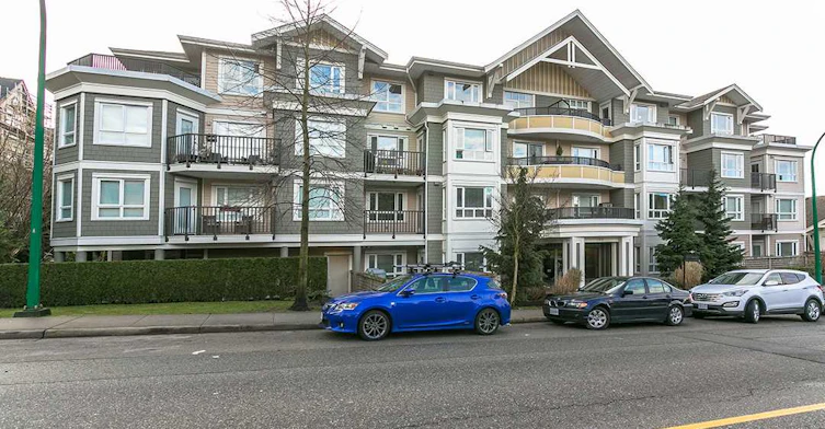 183 23rd Street West, North Vancouver, BC V7M 2B1