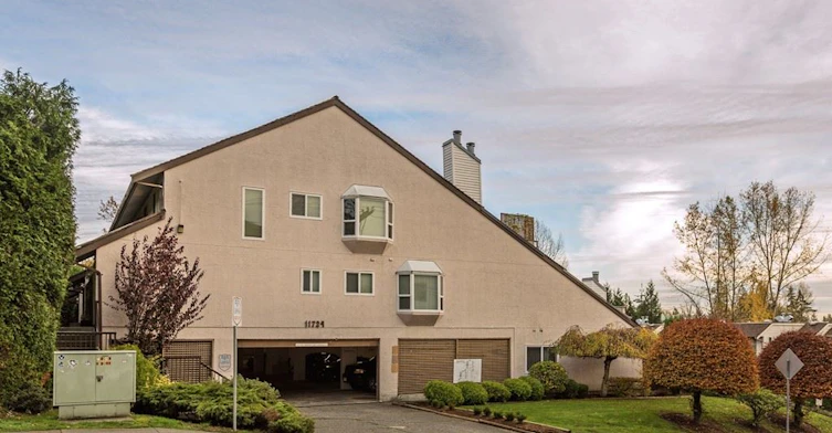 11724 225 Street, Maple Ridge, BC V2X 6E4