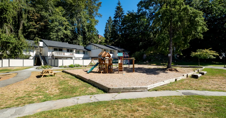 836 Premier Street, North Vancouver, BC V7J 2G9 - 2